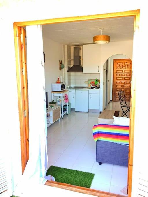Encantador Estudio En 1ª Linea De Playa *